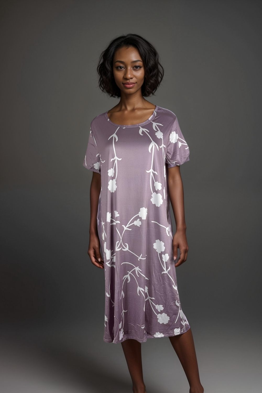 Lavender floral print midi t-shirt dress with short sleeves for women