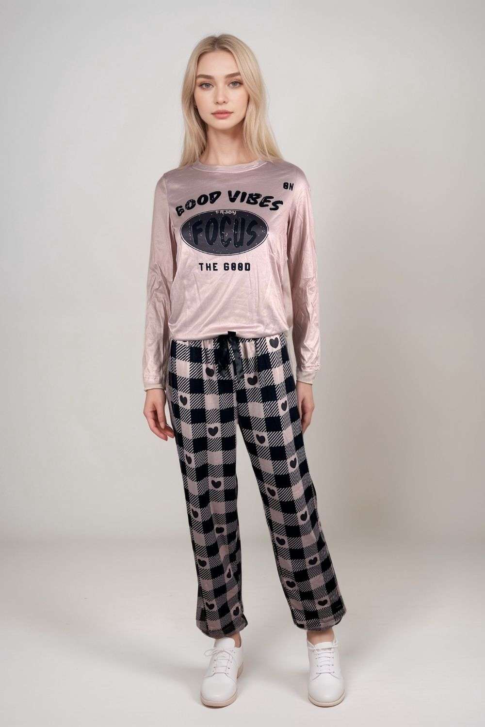 Women’s Good Vibes pyjama set long sleeve slogan top with checked trousers