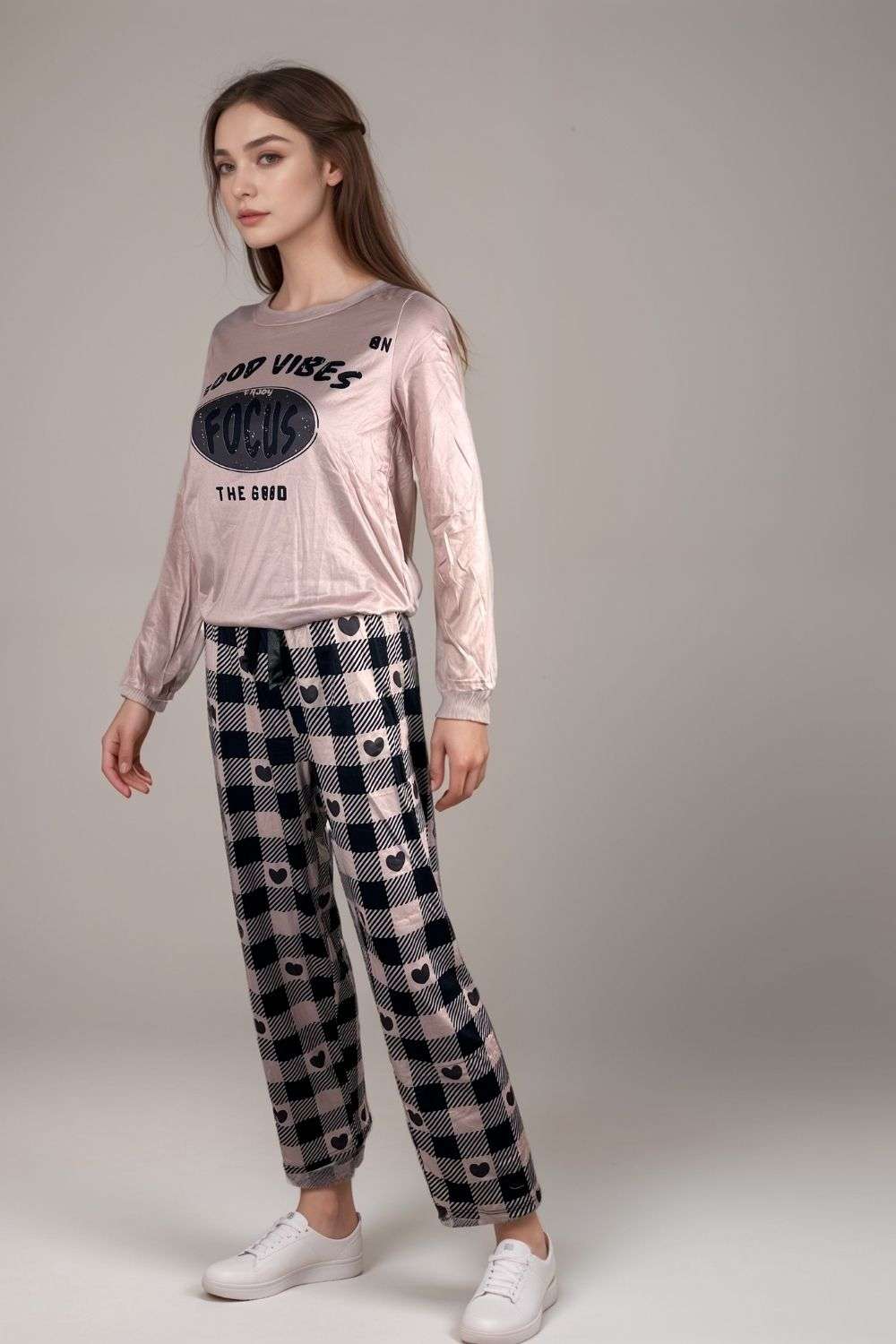 Women’s Good Vibes pyjama set long sleeve slogan top with checked trousers